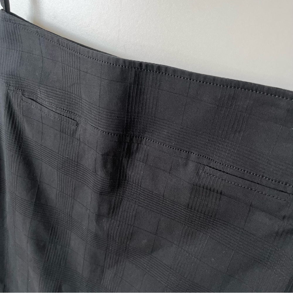 ▋╬╫╬╫╬ ▋

Burberry Black Knee Length Pencil Skirt
